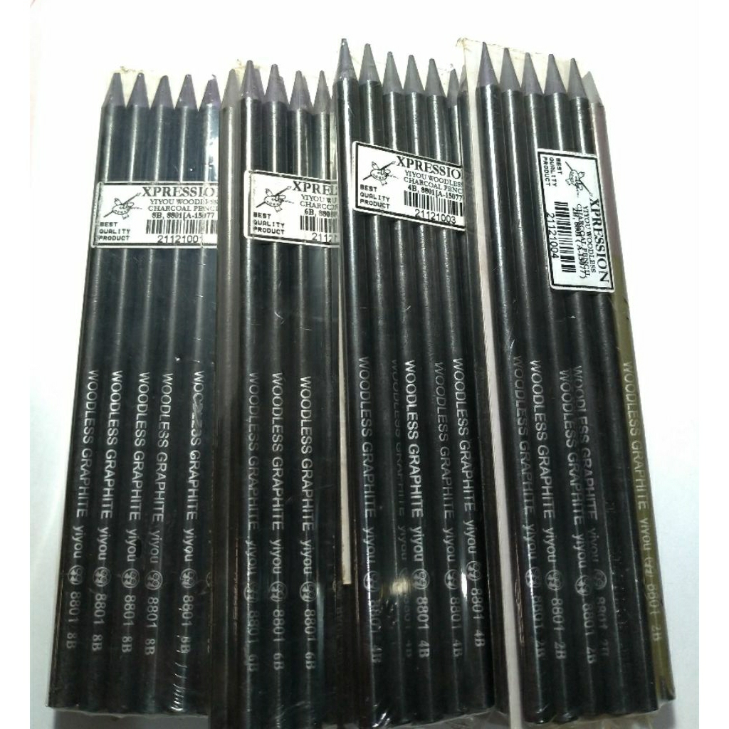 

XPRESSION CHARCOAL WOODLESS 2B, 4B, 6B, 8B