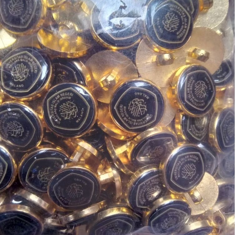 kancing jas almamater uin maulana malik Ibrahim malang