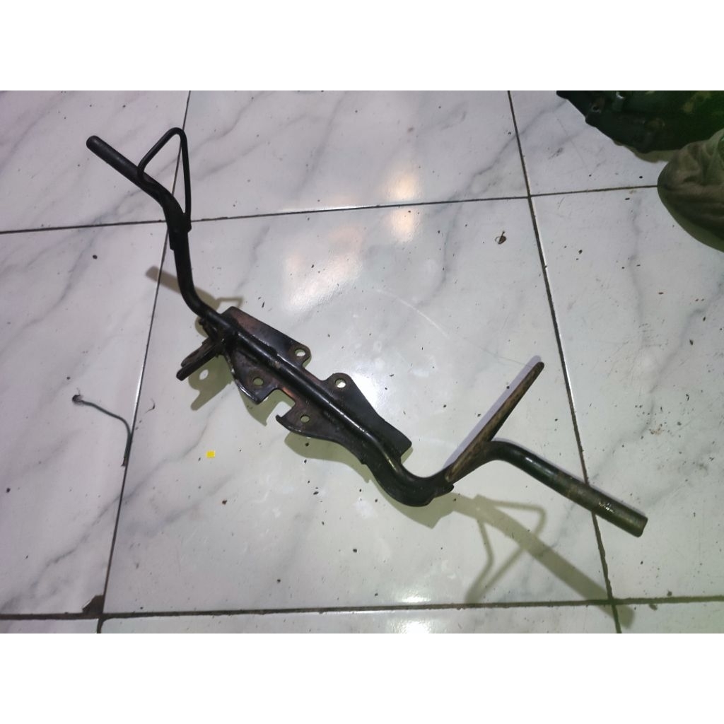 postep depan Jupiter Z1 pijakan kaki depan Jupiter Z1 seri 1DY lpsan