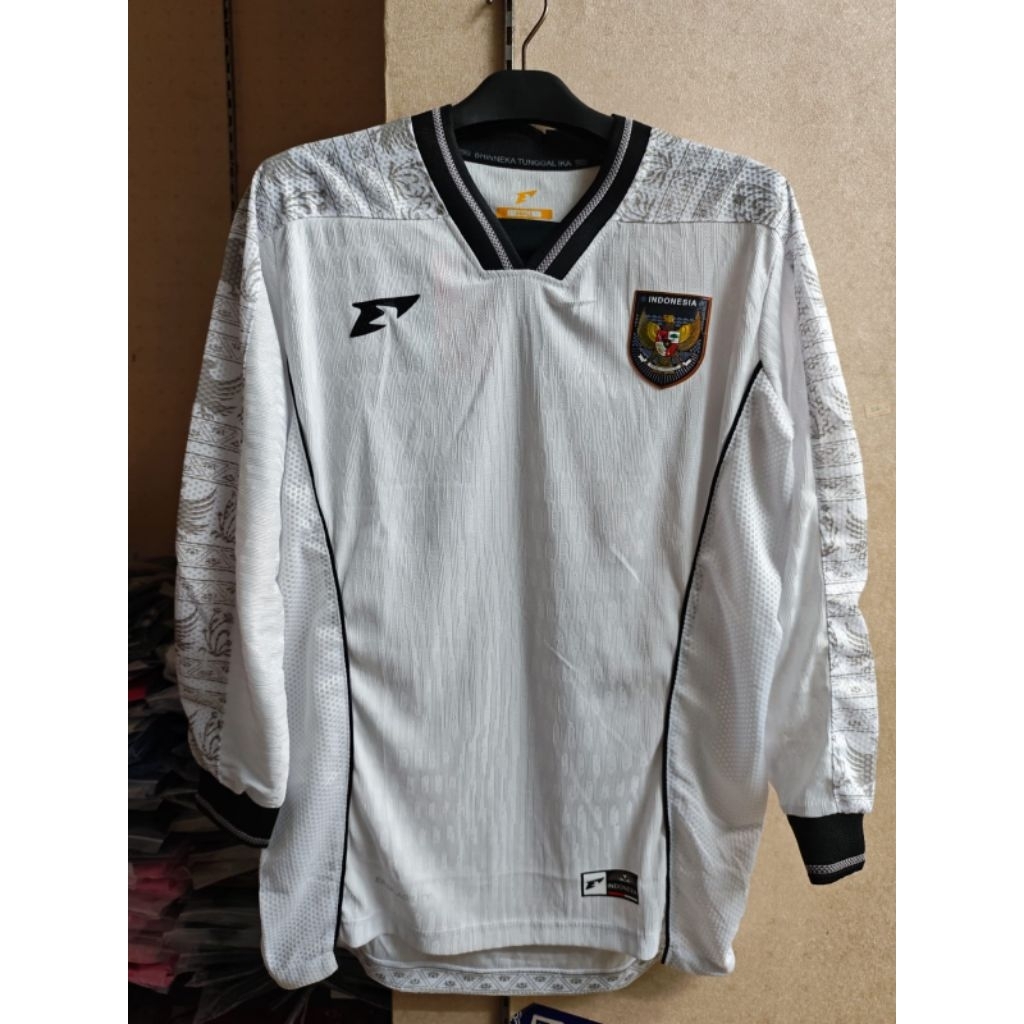 jersey timnas away Erspo Kwalitas Pi