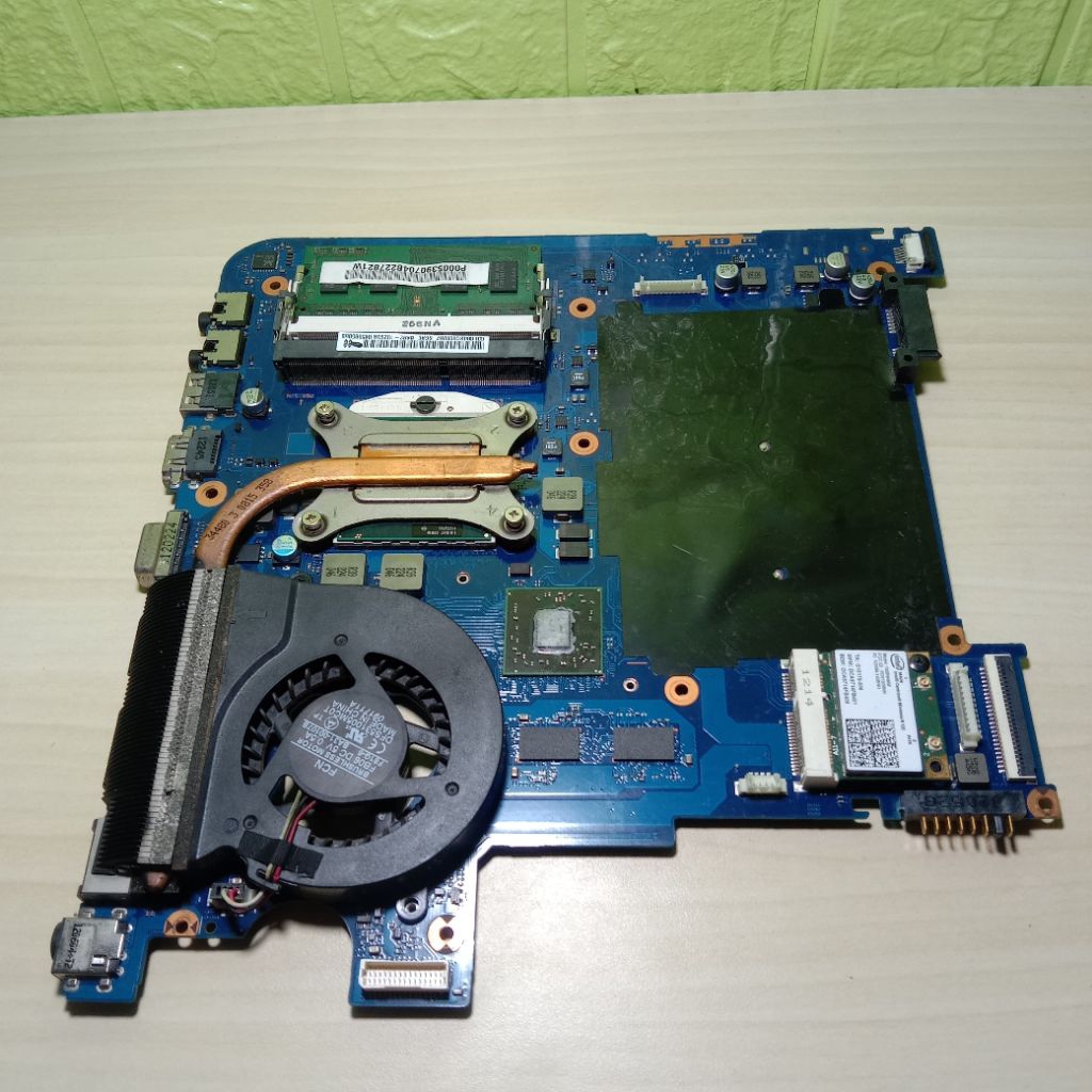 Motherboard Mainboard Mobo Mesin Laptop Samsung NP300E4Z Core i5