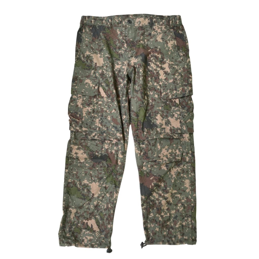 Celana Kargo Trousers Camo Loreng Digital Granit ROKA Korea Army Like New (49)