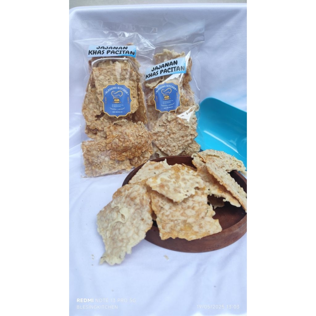 

Kripik Tempe camilan Asli Pacitan