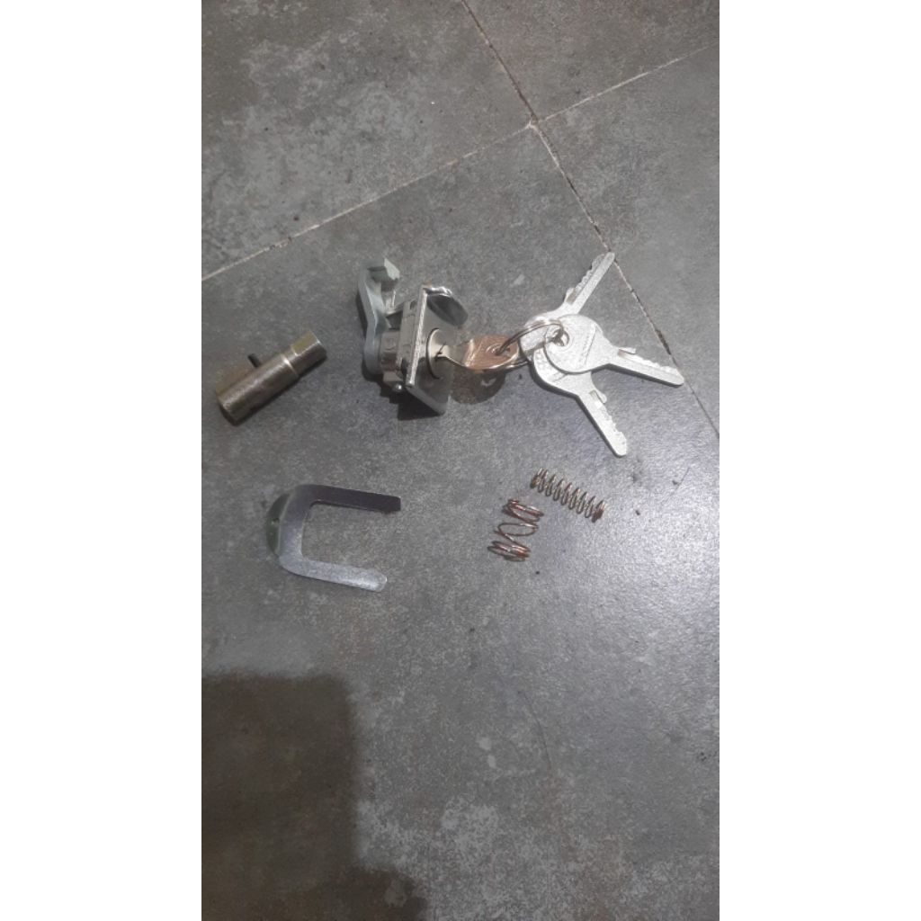 kunci laci box vespa PX super sprint