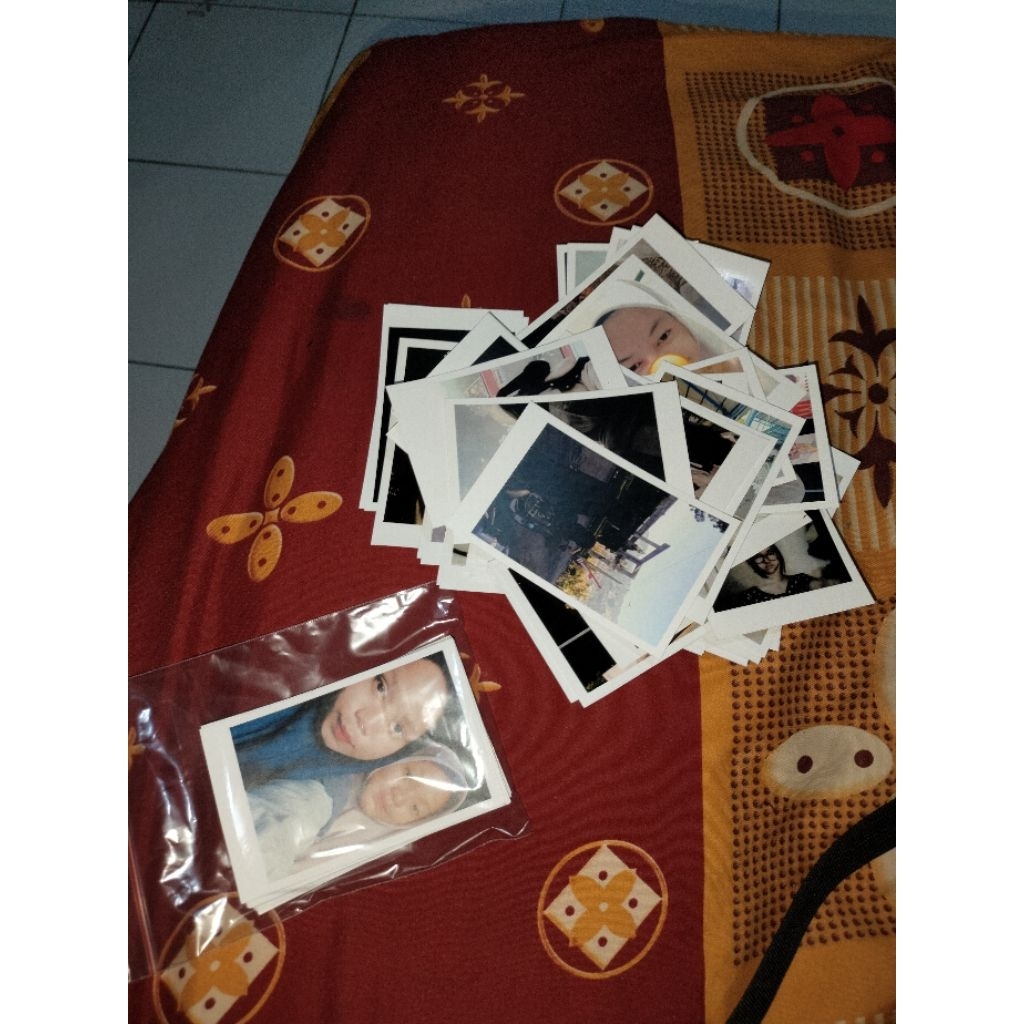 

Cetak Polaroid Foto Costum