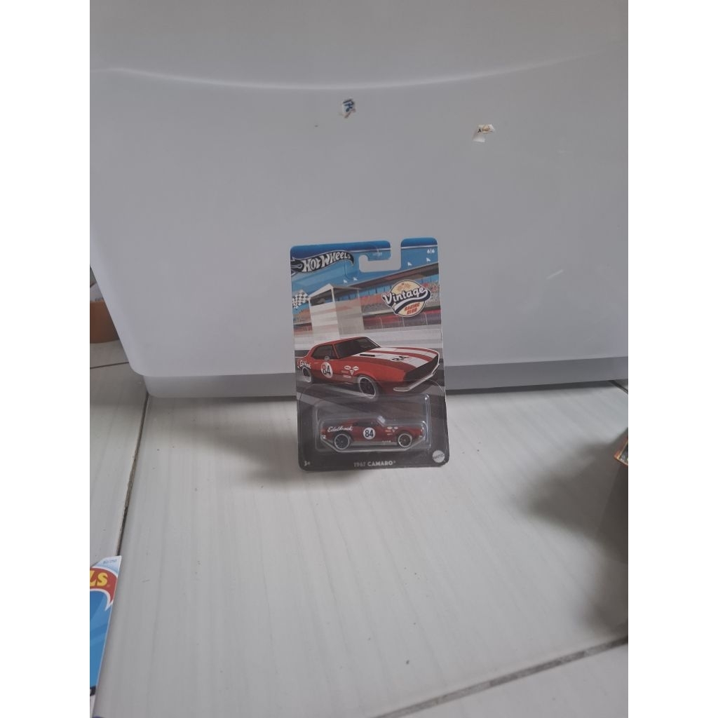 hotwheels vintage 1967 camaro