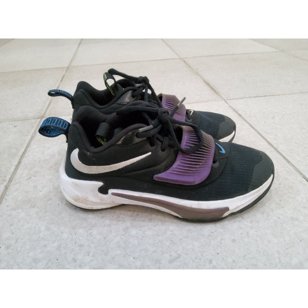 NIKE SEPATU BASKET ORIGINAL Unisex - black preloved (size 37,5)