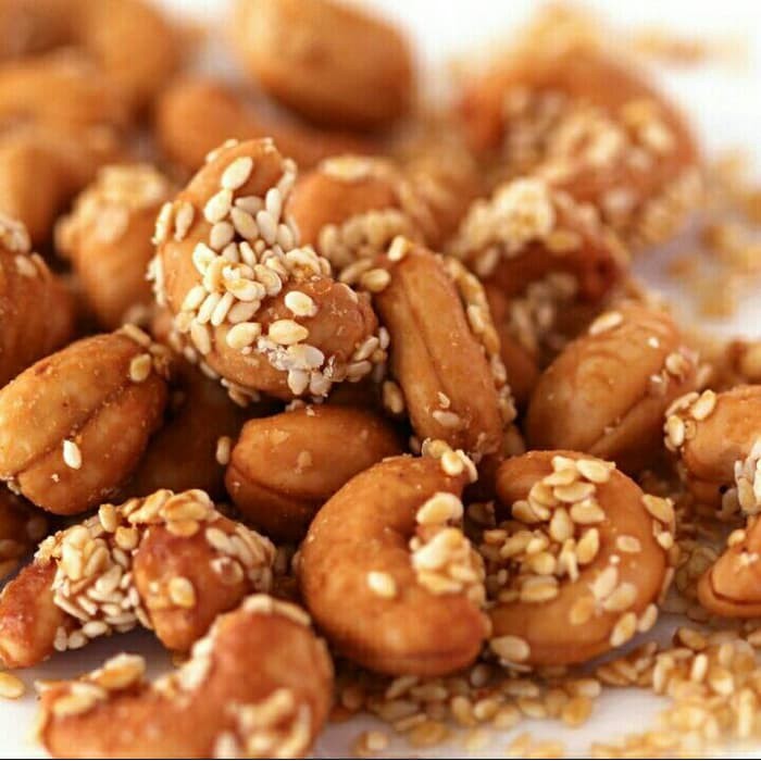 

Kacang Mete Wijen ( Mede Wijen ) 200 Gram