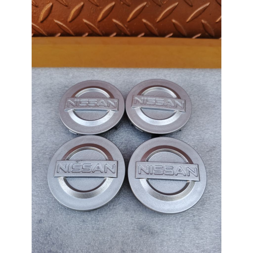 dop roda tutup velg tengah mobil Nissan