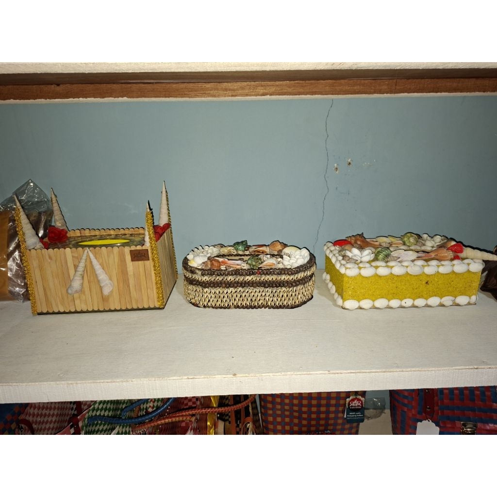 tempat tisu ,kerajinan kerang ketapang bramd RROP