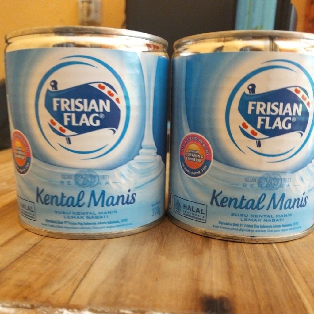 

2 pcs Kental Manis Frisian Flag
