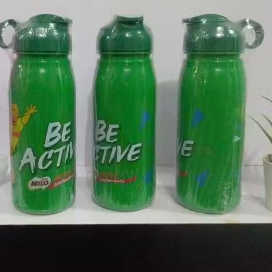 Botol minum  MILO / Botol  MILO/Botol minum hijau