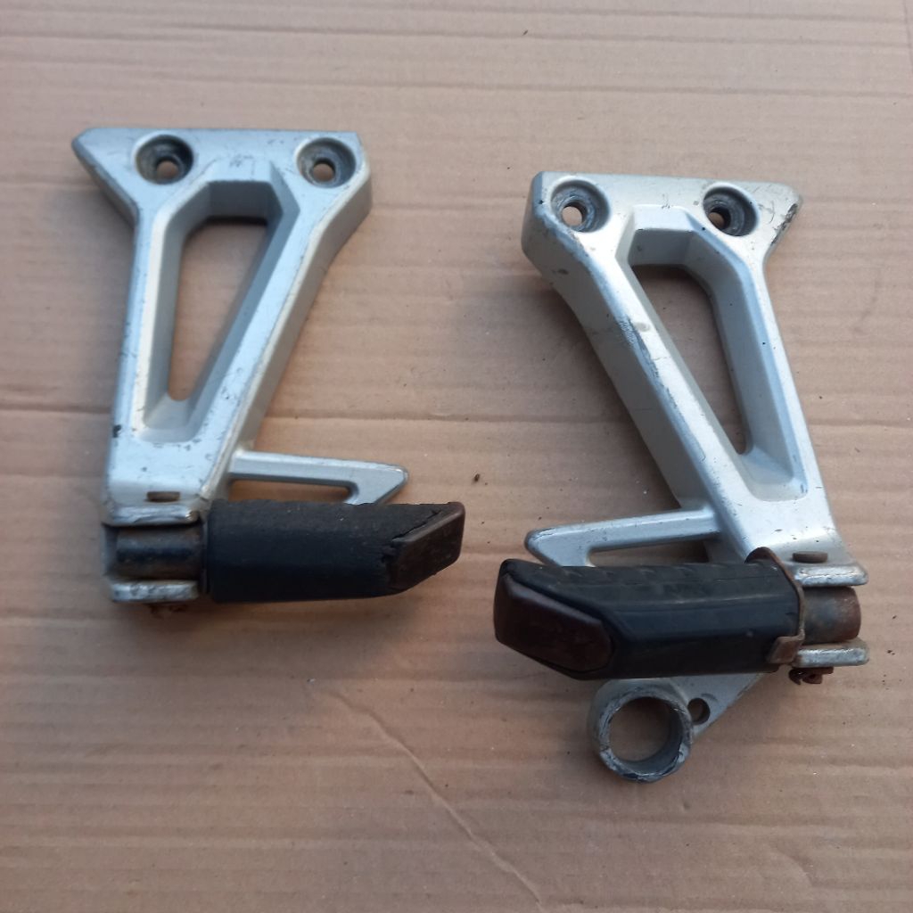 footstep postep belakang suzuki shooter Original motor