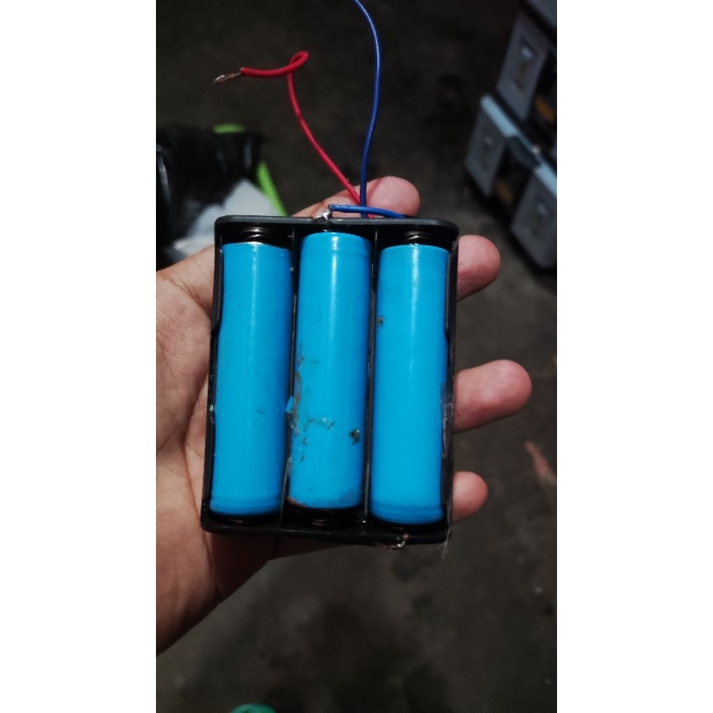baterai rakitan 12v di 18650