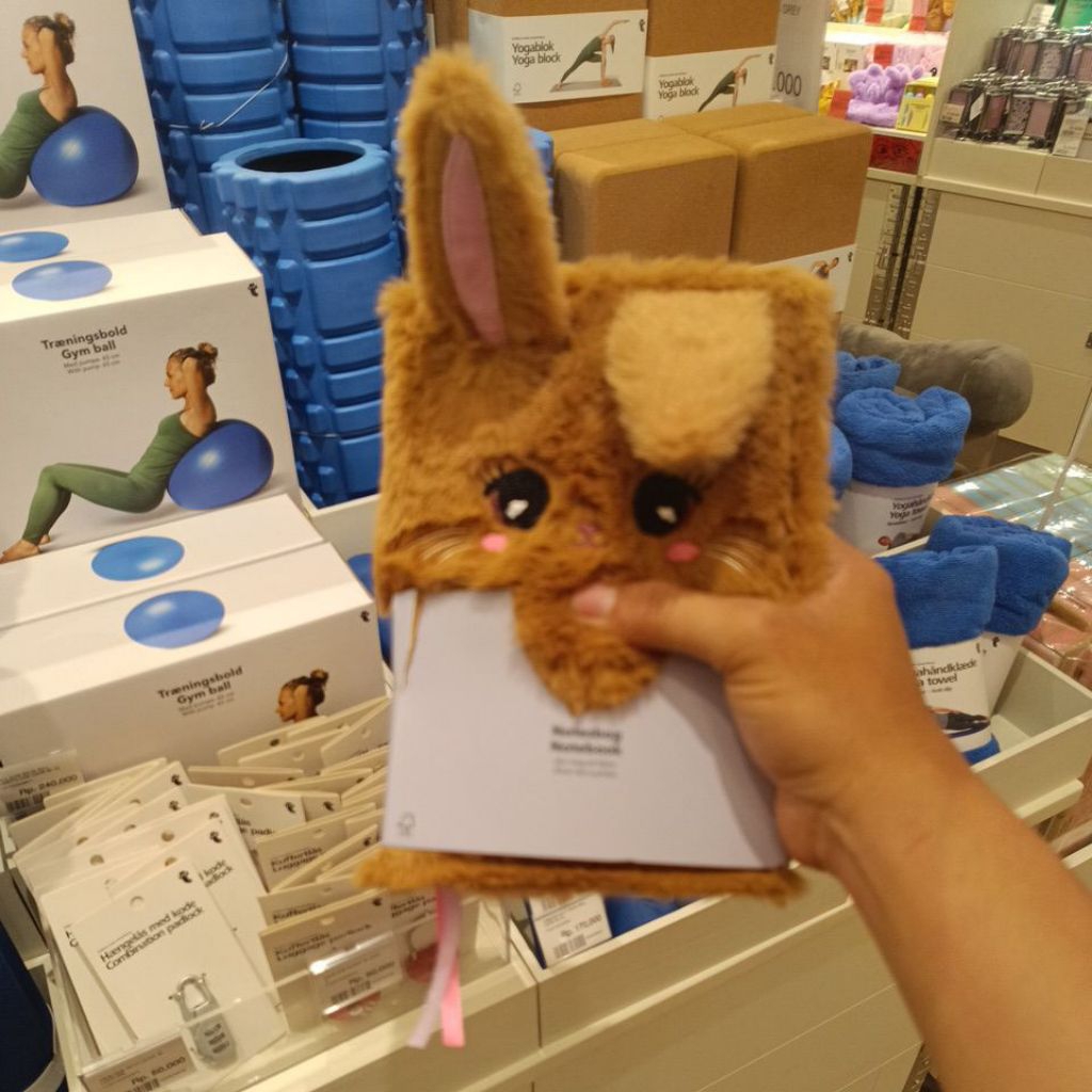 

buku lucu bulu flying tiger mata bisa buka tutup
