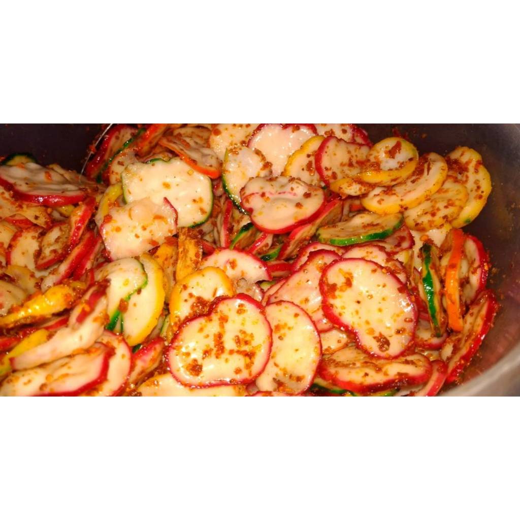 

Ukf5Pc6F4H (Kuliner.Kita) () 1Kg Krupuk Seblak Bantet Kering/ Kripik Seblak Pedas Mantap Kencur Mix