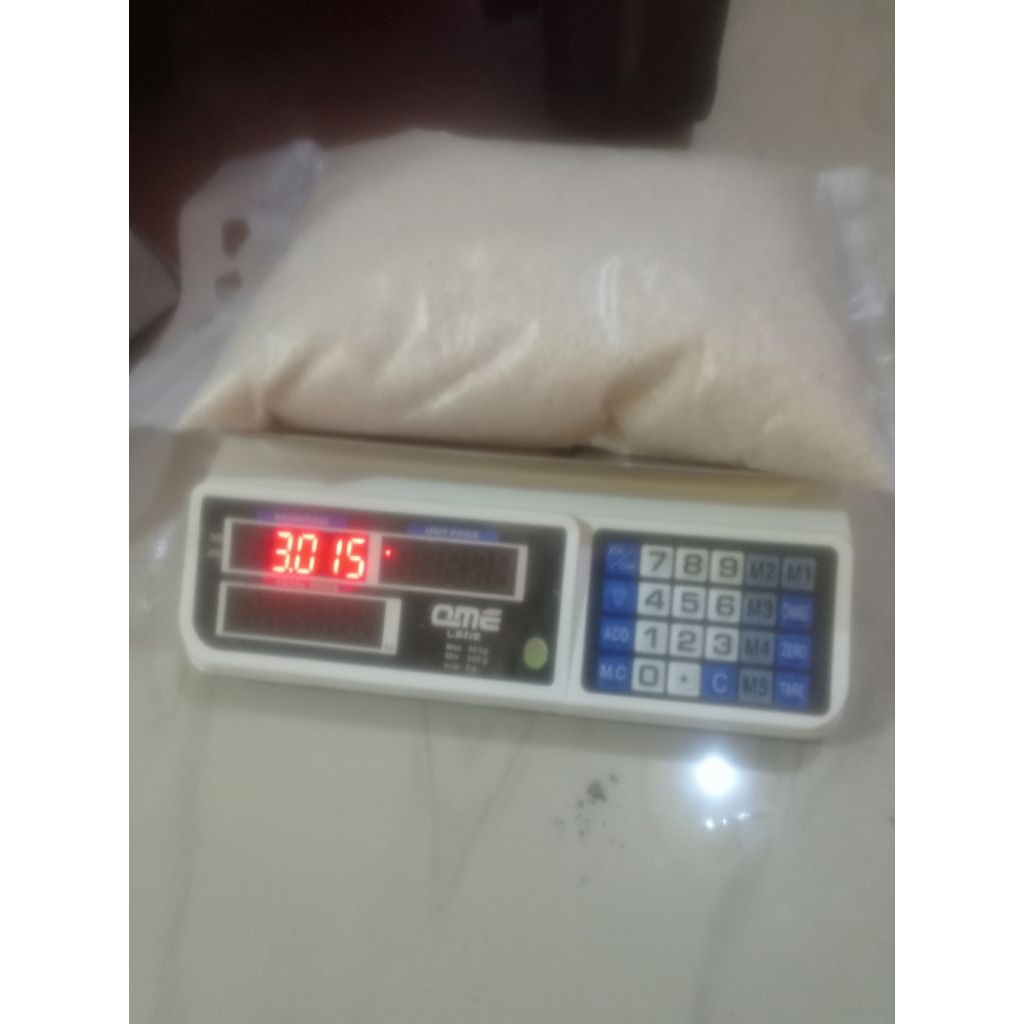 

Beras SLYP Premium kemasan jinjing 3kg LEBIH HEMAT