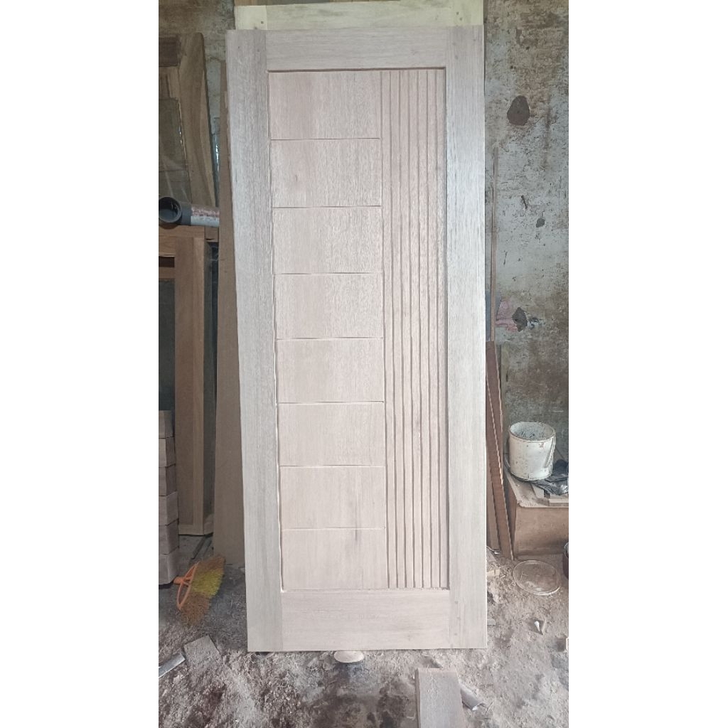 kusen pintu kayu minimalis