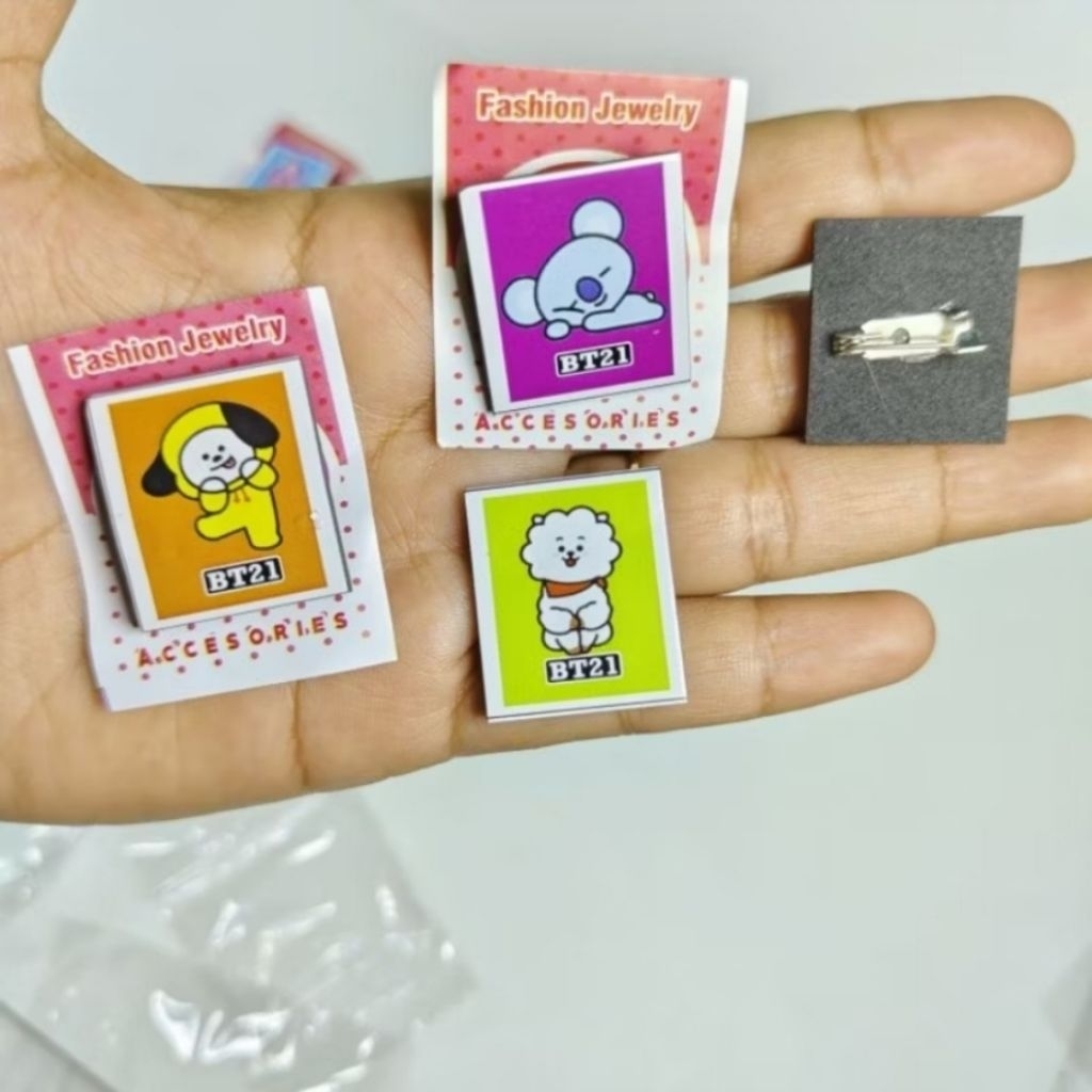 bros spon / pin spon karakter / bros anak / pin kerudung