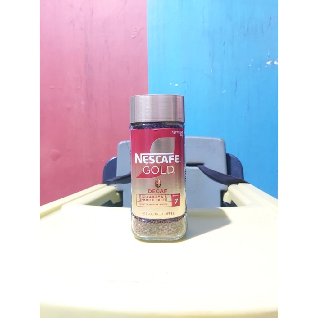 

Nescafe Gold Decaf Rich Aroma and Smooth Taste ( 100gr - 50 cups ) - Blend Arabica and Robusta