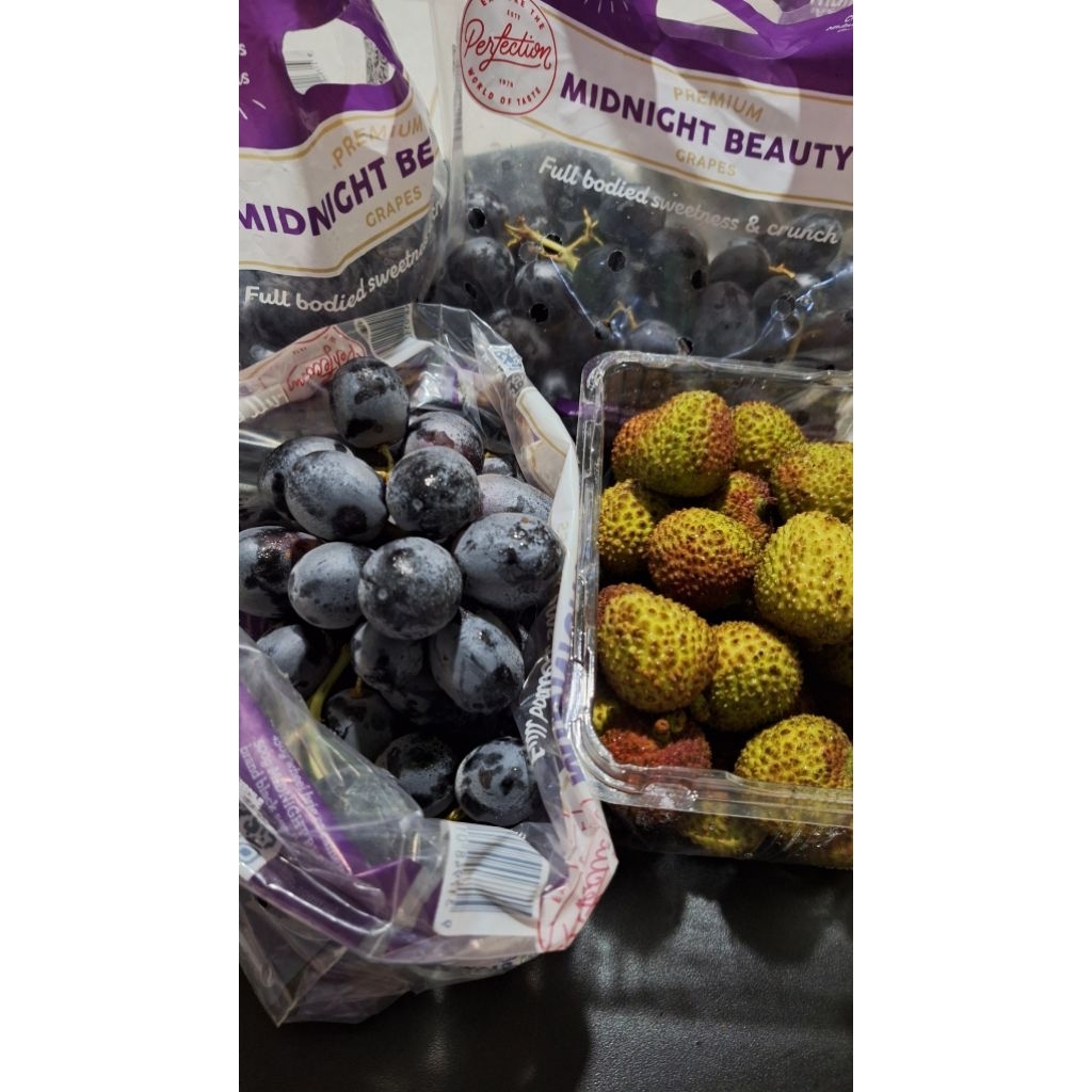 

Mix Anggur Black Autum & Buah Leci Manis PROMO