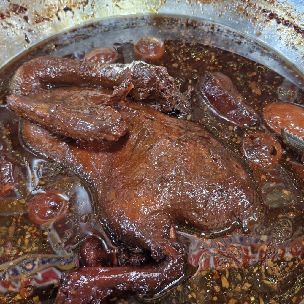 

BEBEK TALU (1 EKOR | 1/2 EKOR) - Non Halal / Bebek Masak Talu Kalimantan / Bebek Panggang Talu / Bebek Asin Talu / Bebek Kaleng Talu