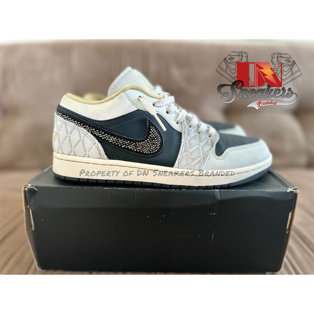 Air Jordan 1 Low Beaded Swoosh
