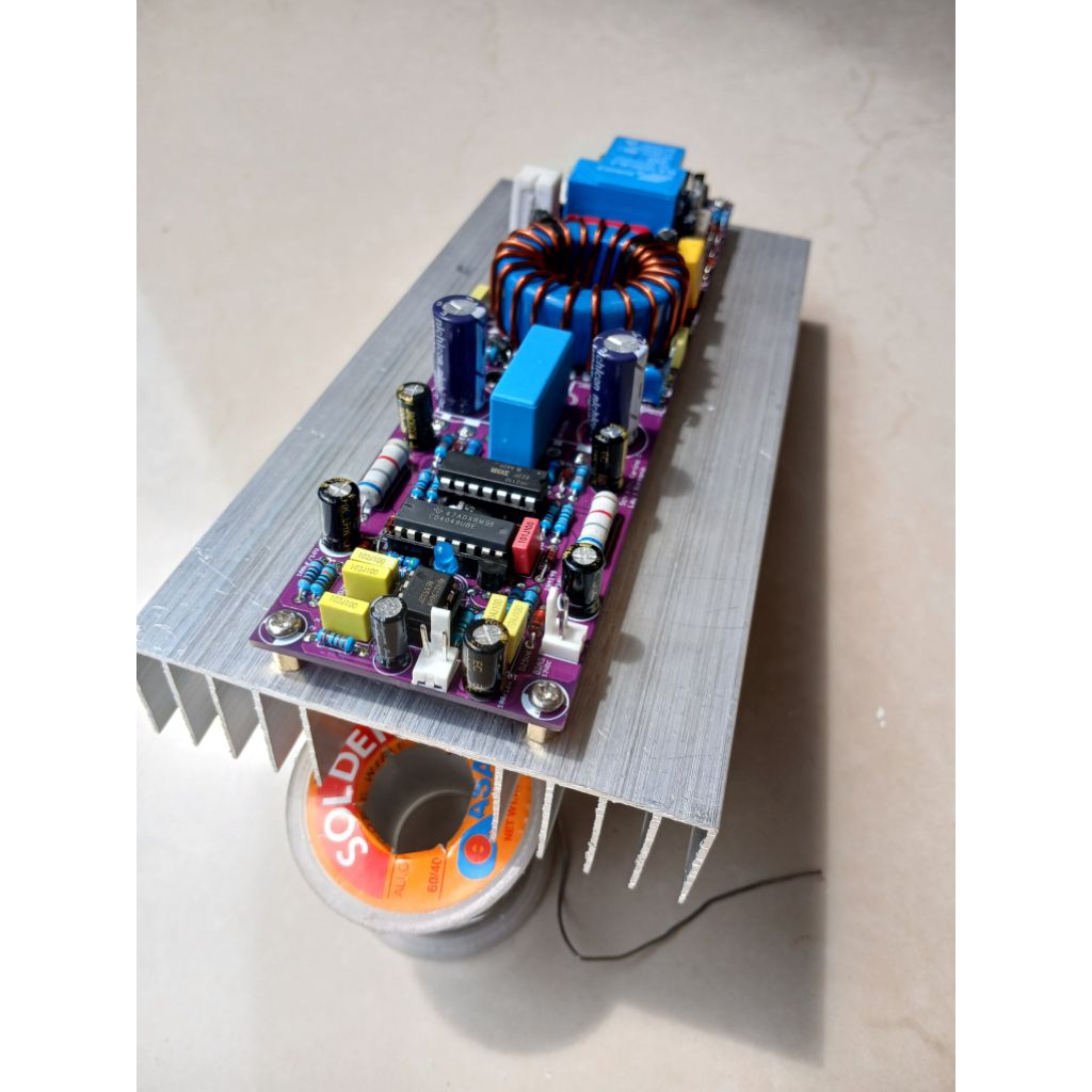 Power class D 900 + protektor