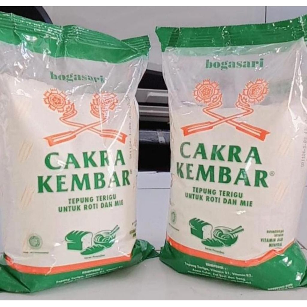 

Tepung terigu cakra kembar 1kg