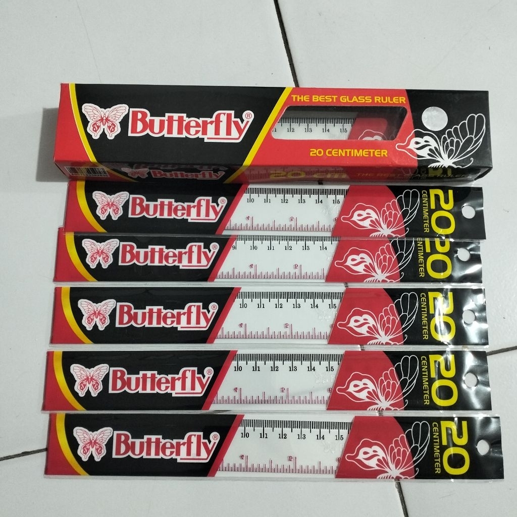 

PENGGARIS BUTTERFLY 20CM / MISTAR PLASTIK 20CM / Penggaris murah meriah / penggaris PROMO