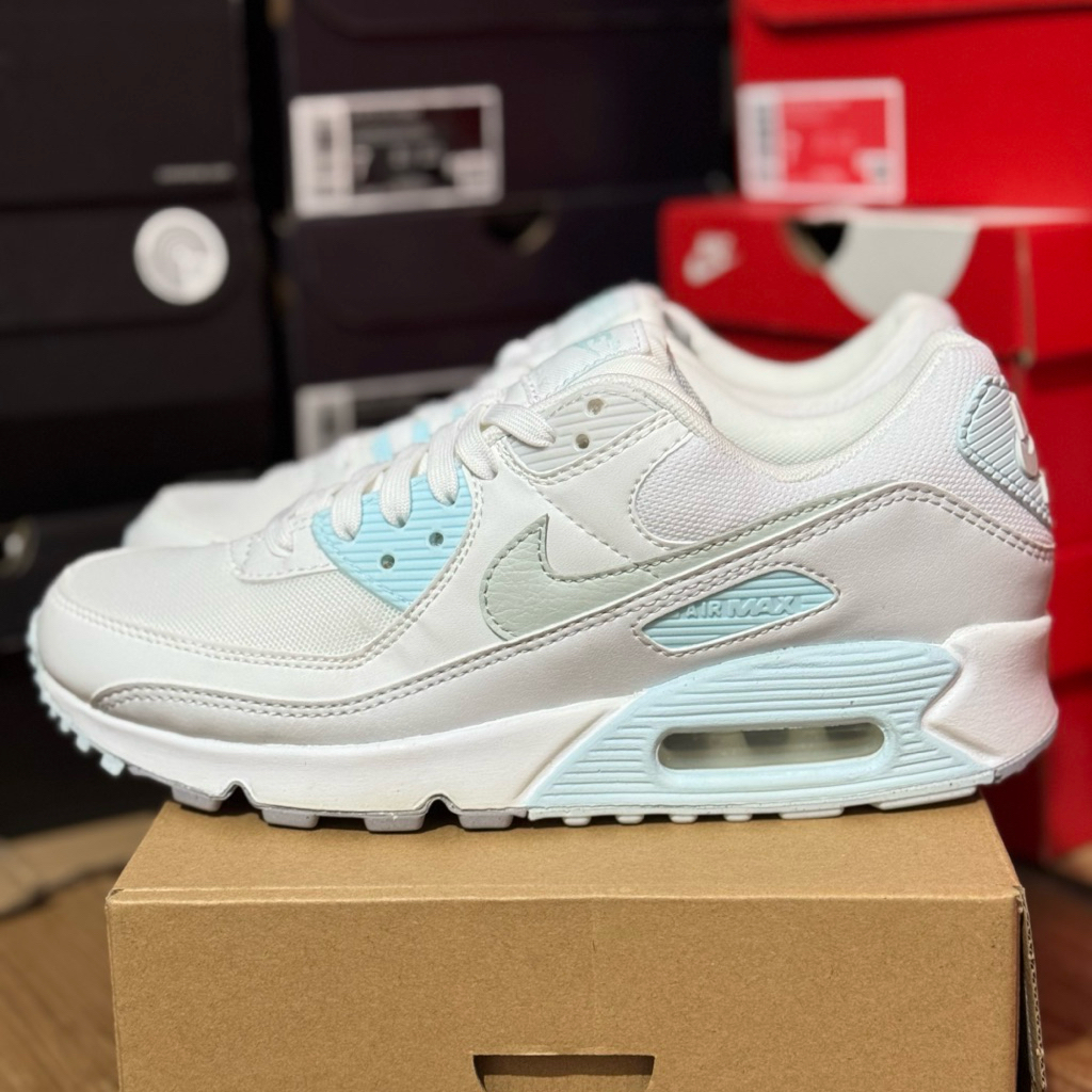 Sneakers Wanita Air Max 90 White Glacier Blue Resmi