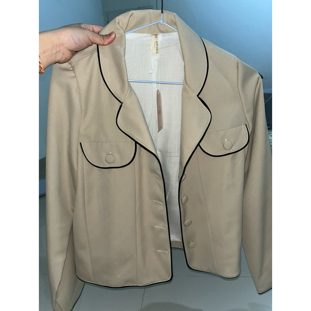 Blazer HerApparel Cream Size S