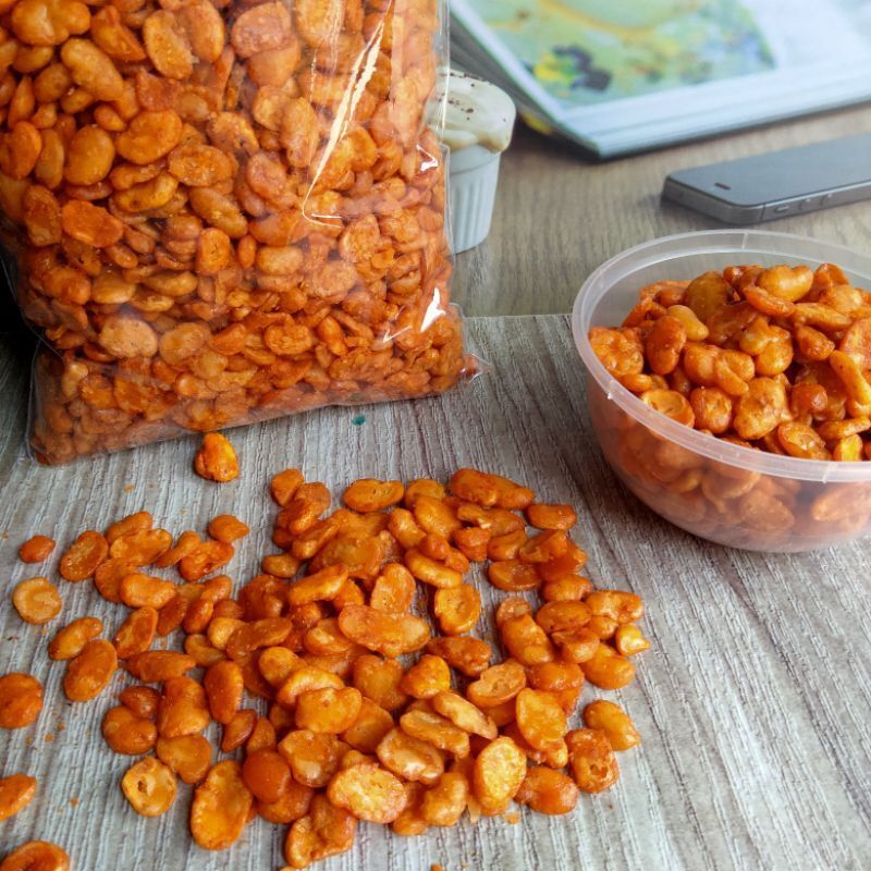 

Kacang koro balado pedas gurih jaipong 500gram