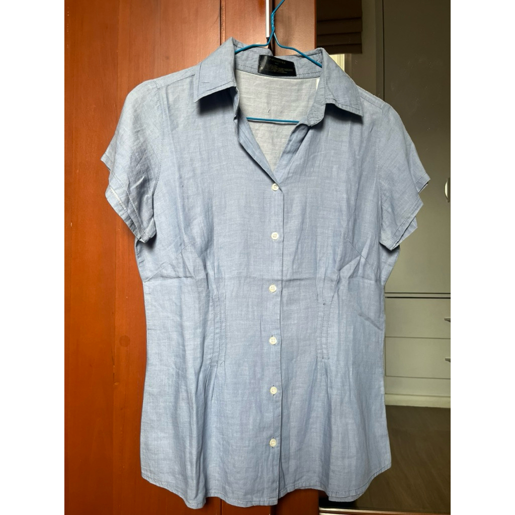 PRELOVED Baju Atasan Kemeja Banana Republic size M