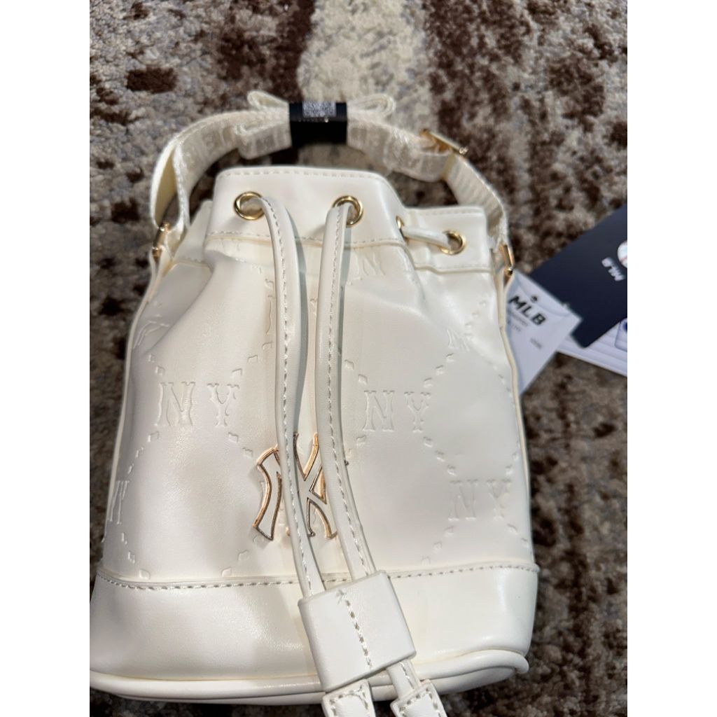 MLB POUCH ORIGINAL | MLB ORIGINAL POUCH | TAS WANITA POUCH MERK MLB