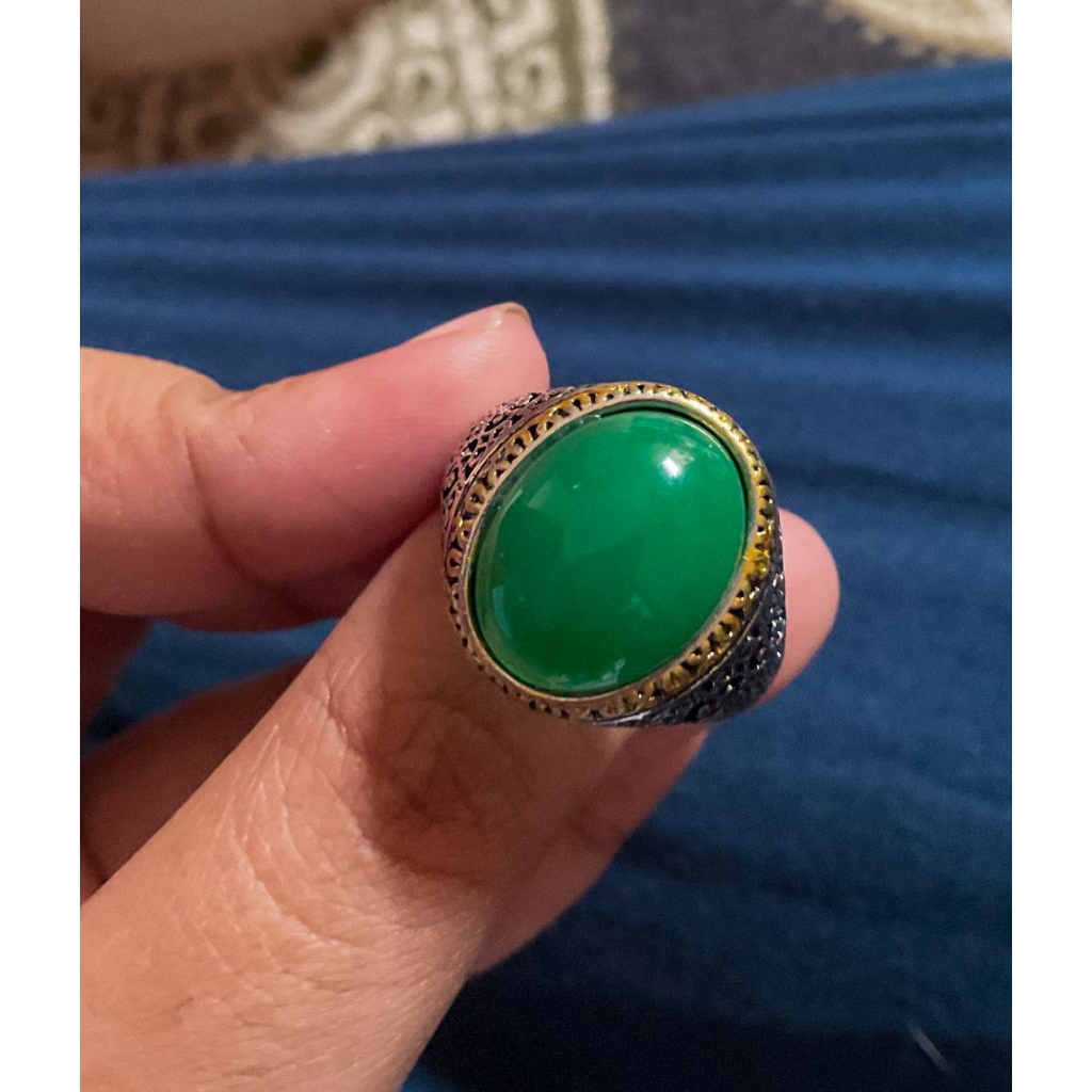 cincin hijau zamrud ukuran 9