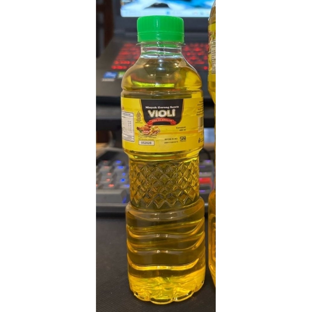 

Minyak goreng violi 400ml