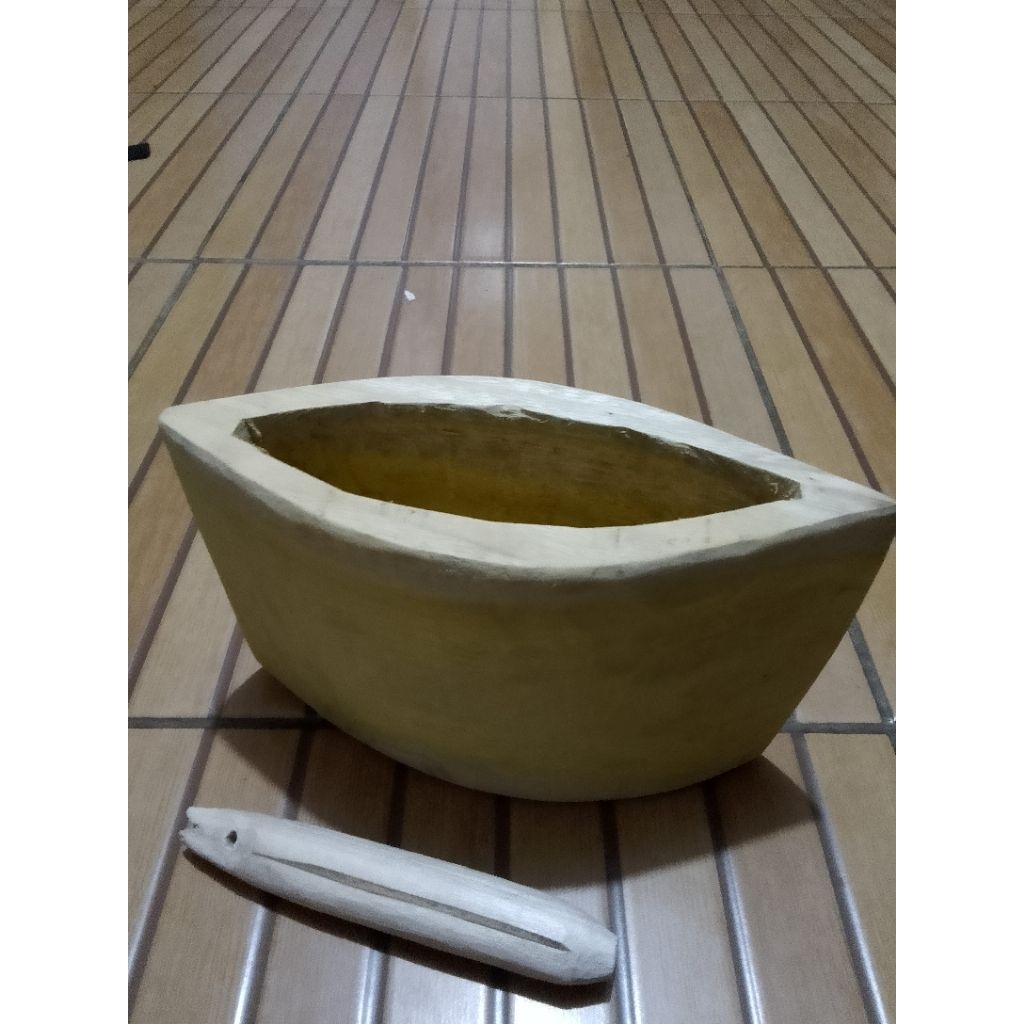 kelontongan sapi lonceng sapi kalung kerbau putihan polos/sapi kolotok kayu.readyy stok terbatas/Nur