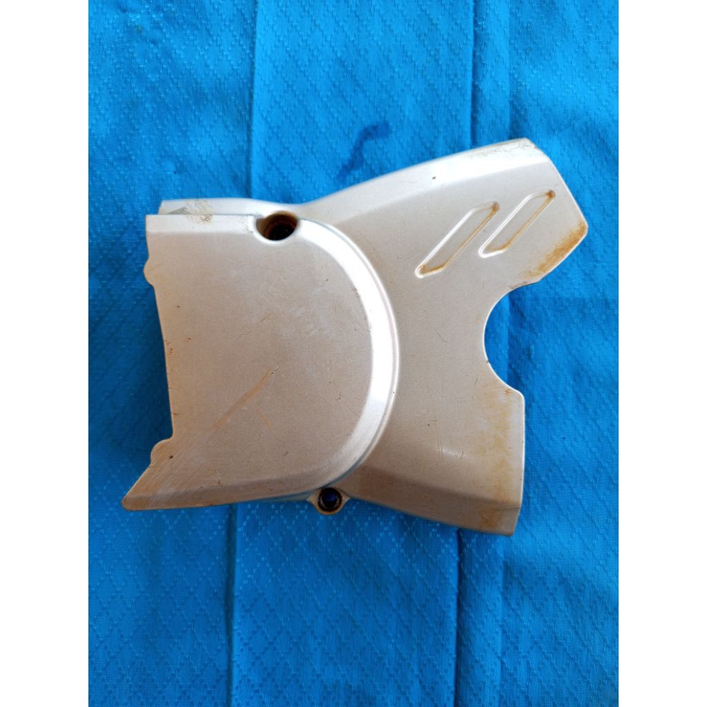 tutup gear depan Supra x 125 Original / cover tutup gear depan Supra x 125 Original copotan
