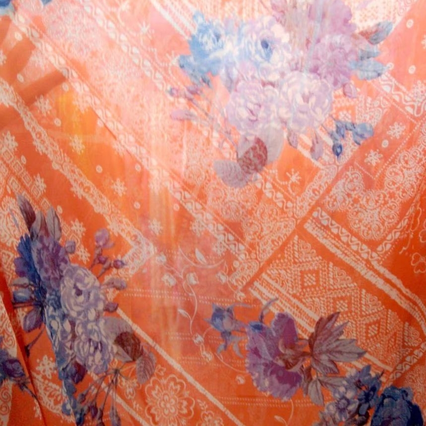 kain ceruty motif bunga / kain sifon motif bunga &batik / kain ceruty motif / ajt