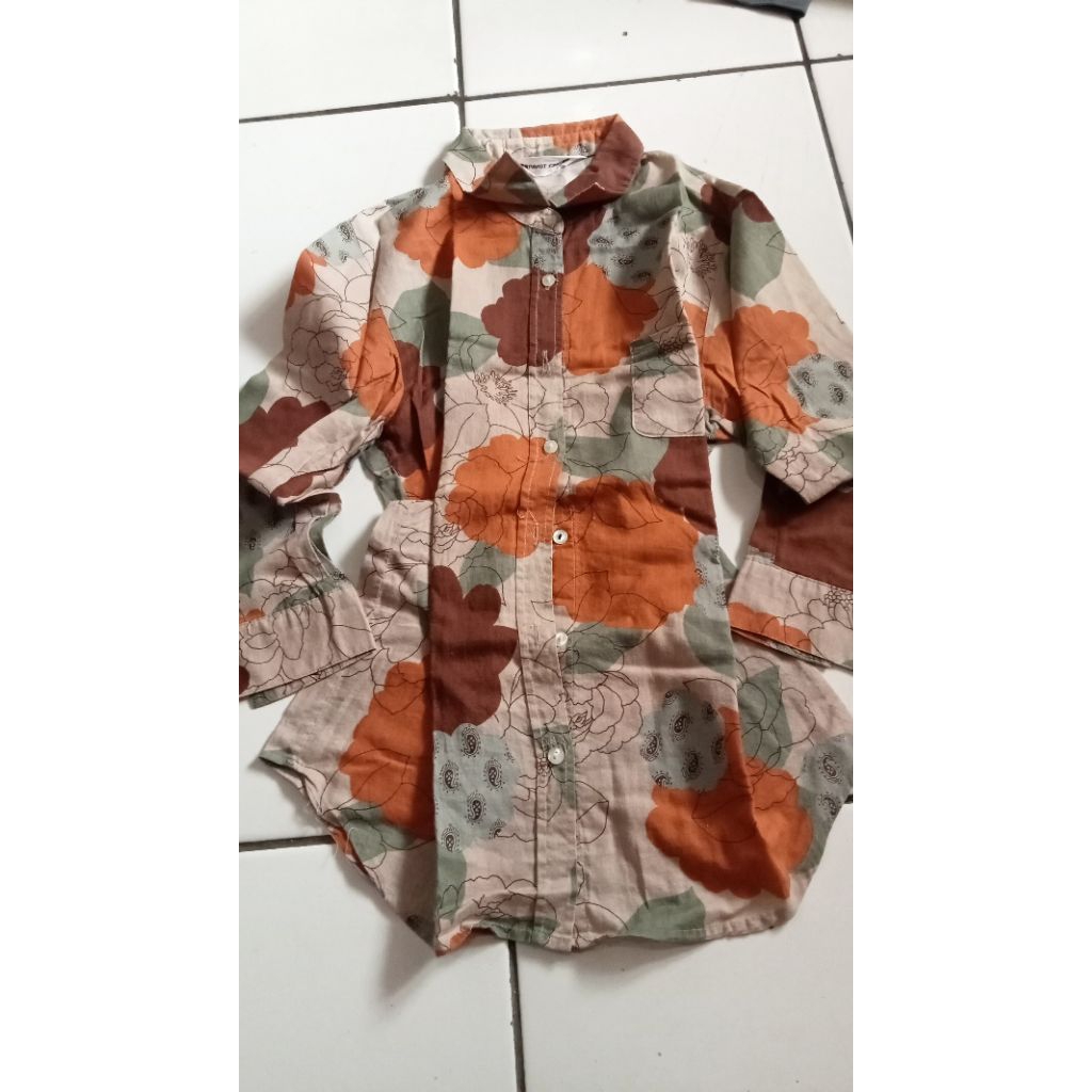 Preloved Kemeja Motif