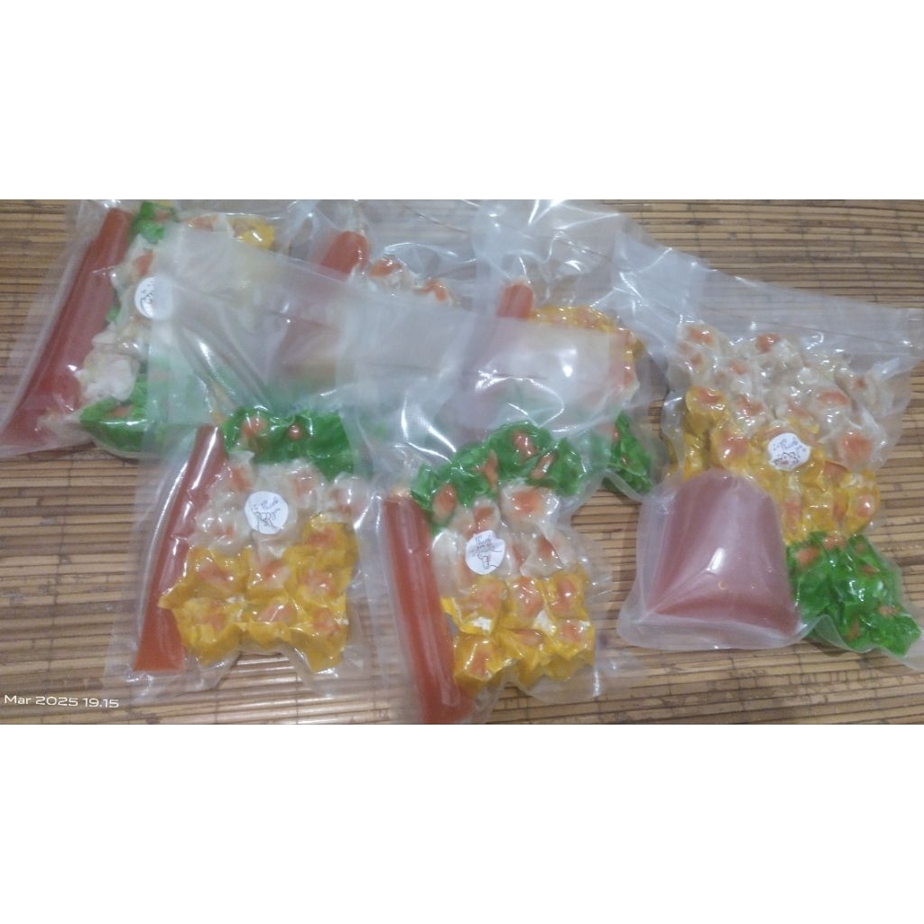 

dimsum ayam saos pedes manis