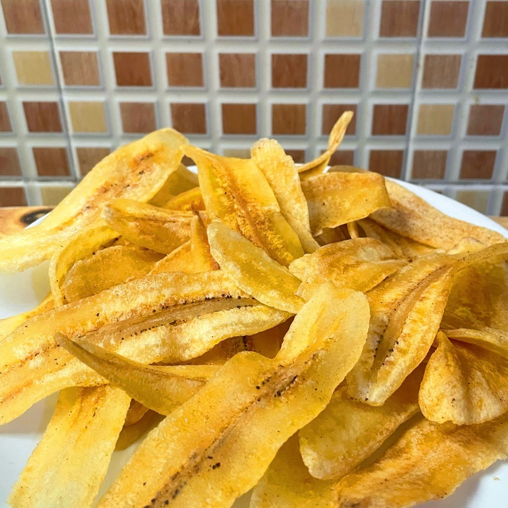 

Keripik Pisang Kepok Gurih Asin Renyah Makanan Ringan Jajanan Cemilan 1kg