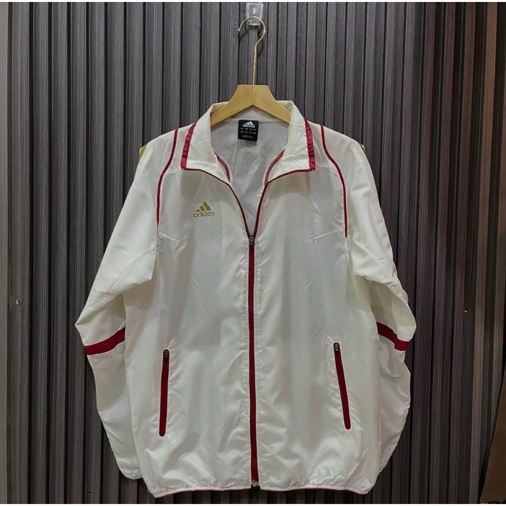 ADI windbreker