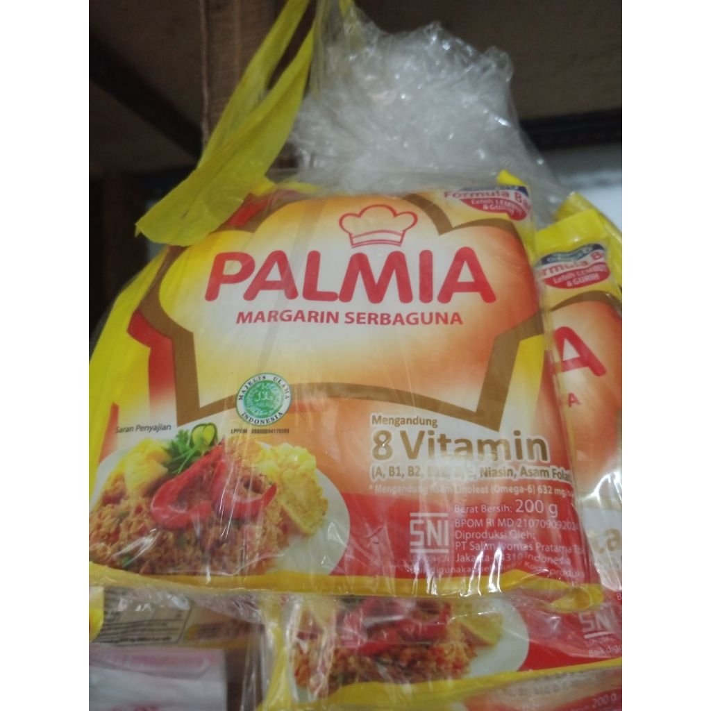 

Mentega/Margarin Palmia Kemasan Sachet (200gram)