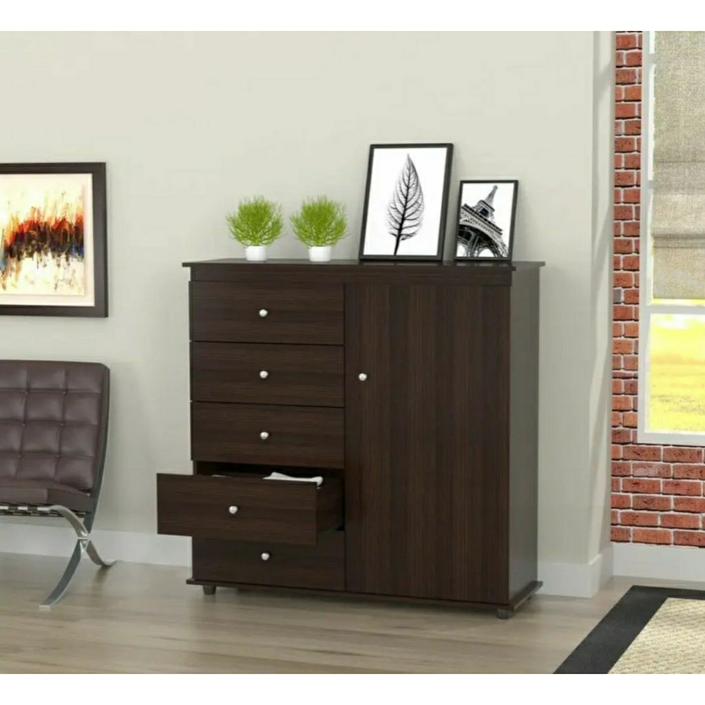 Lemari Pakaian Kecil Minimalis