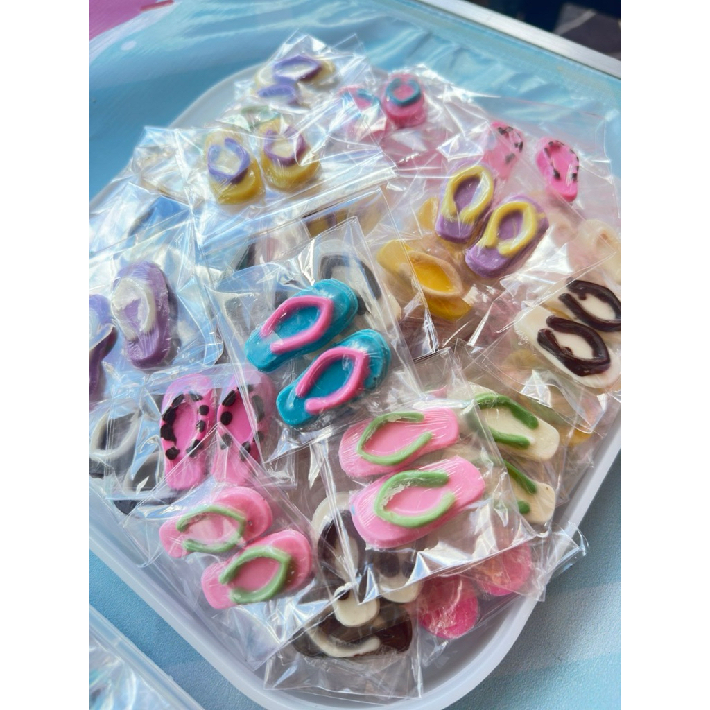 

Sendal coklat