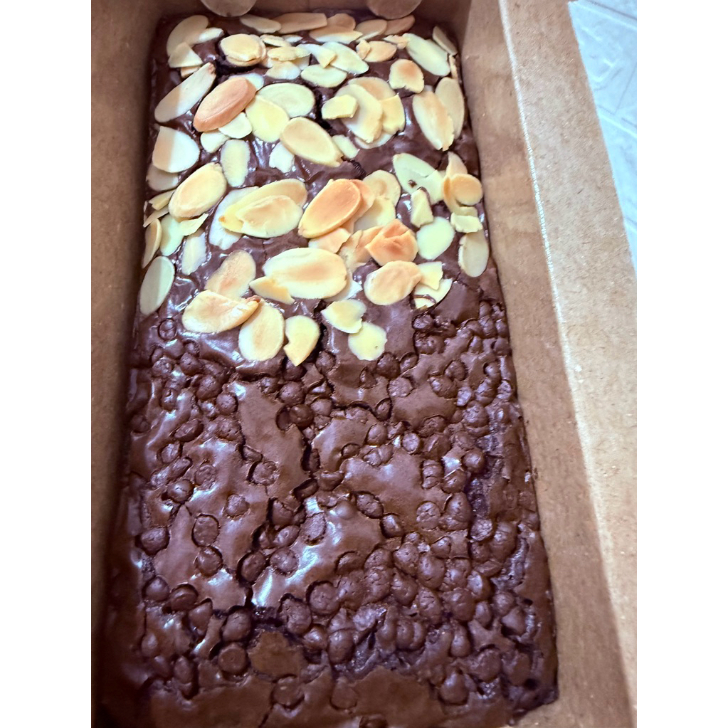 

fudgy brownies 20x10 nyoklat