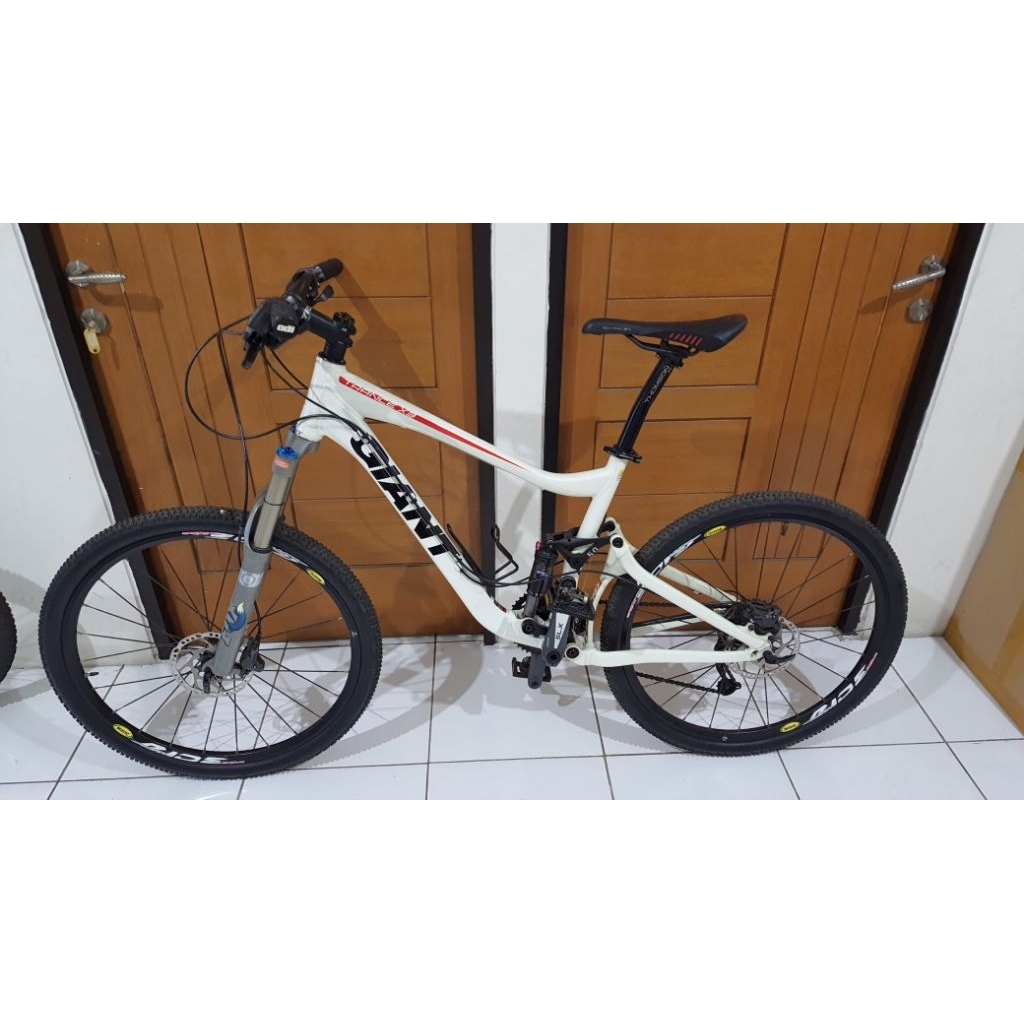 Sepeda MTB Giant Preloved