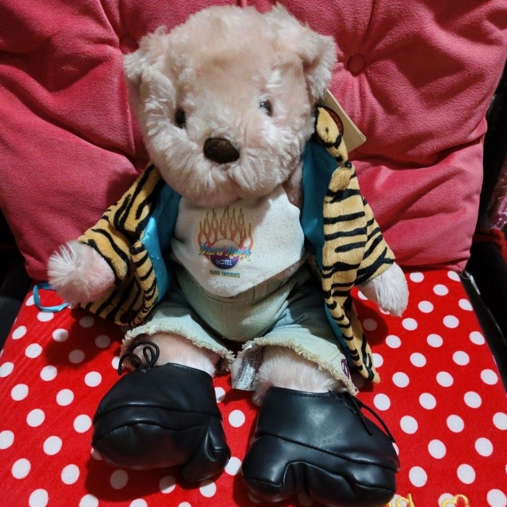 boneka teddy hard rock las vegas tag ori